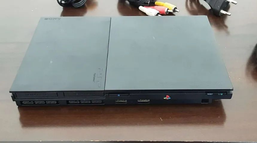 Playstation 2 Slim (PS2) 