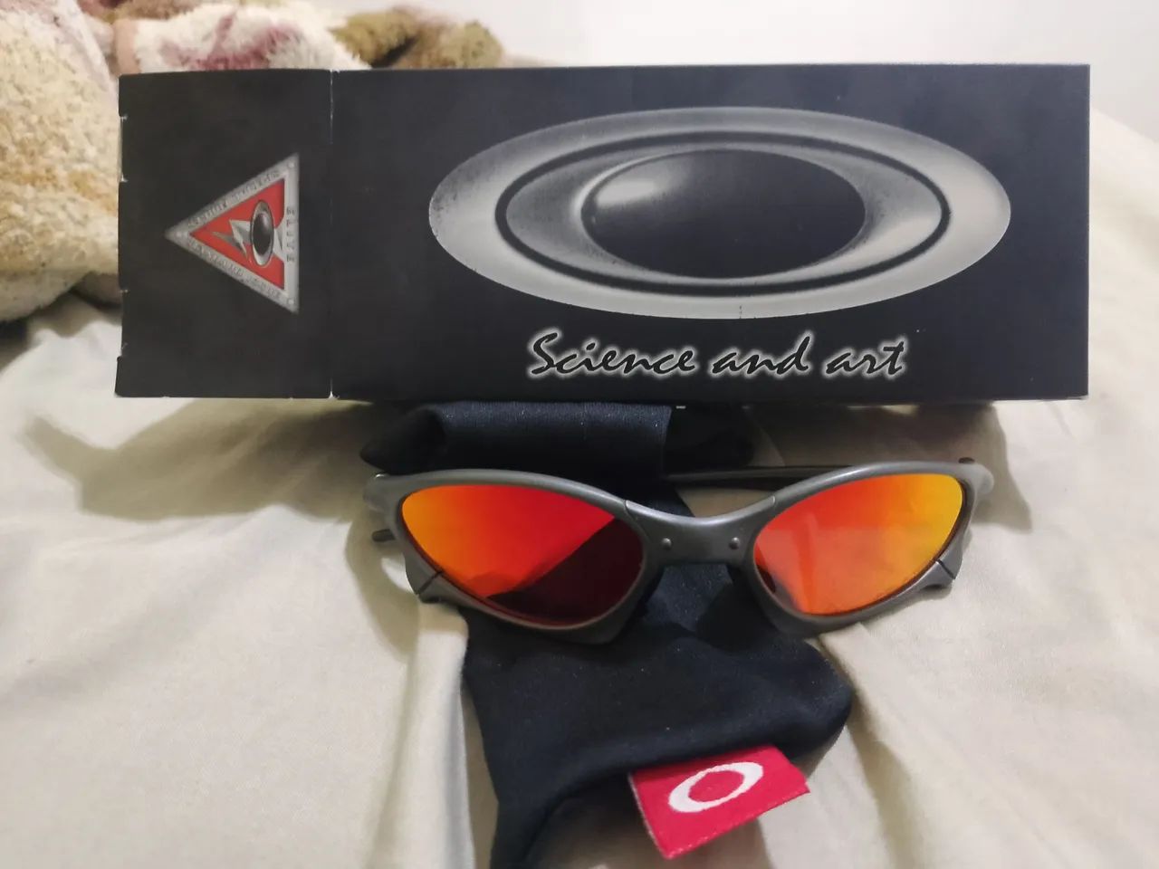 Lupa da Oakley  - Foto 2