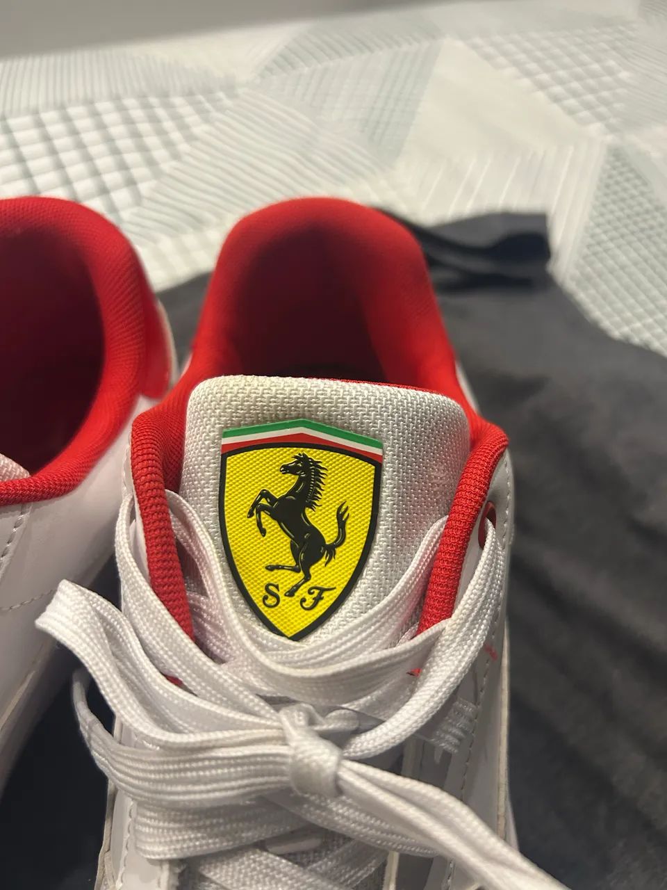 Tênis Puma Ferrari Caven 2.0 - Foto 3