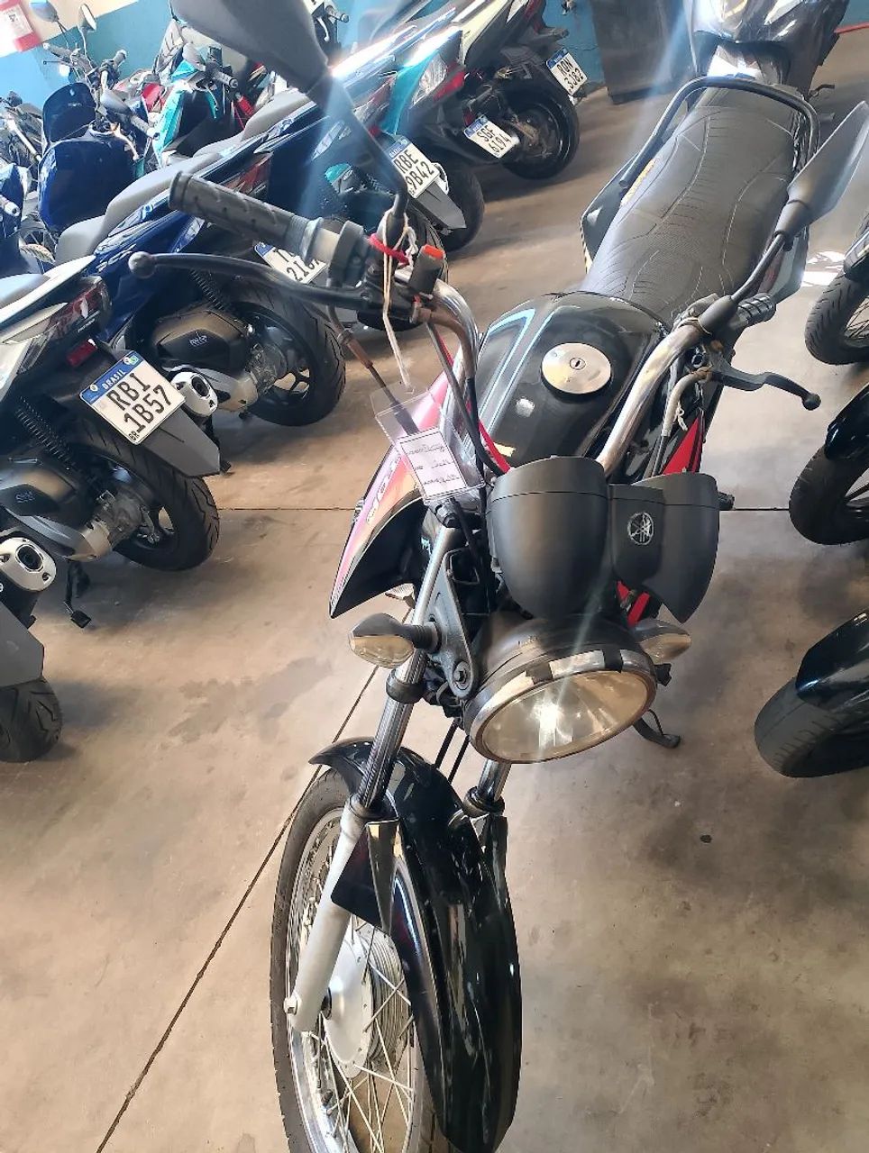 YAMAHA 125 2014 - Foto 5