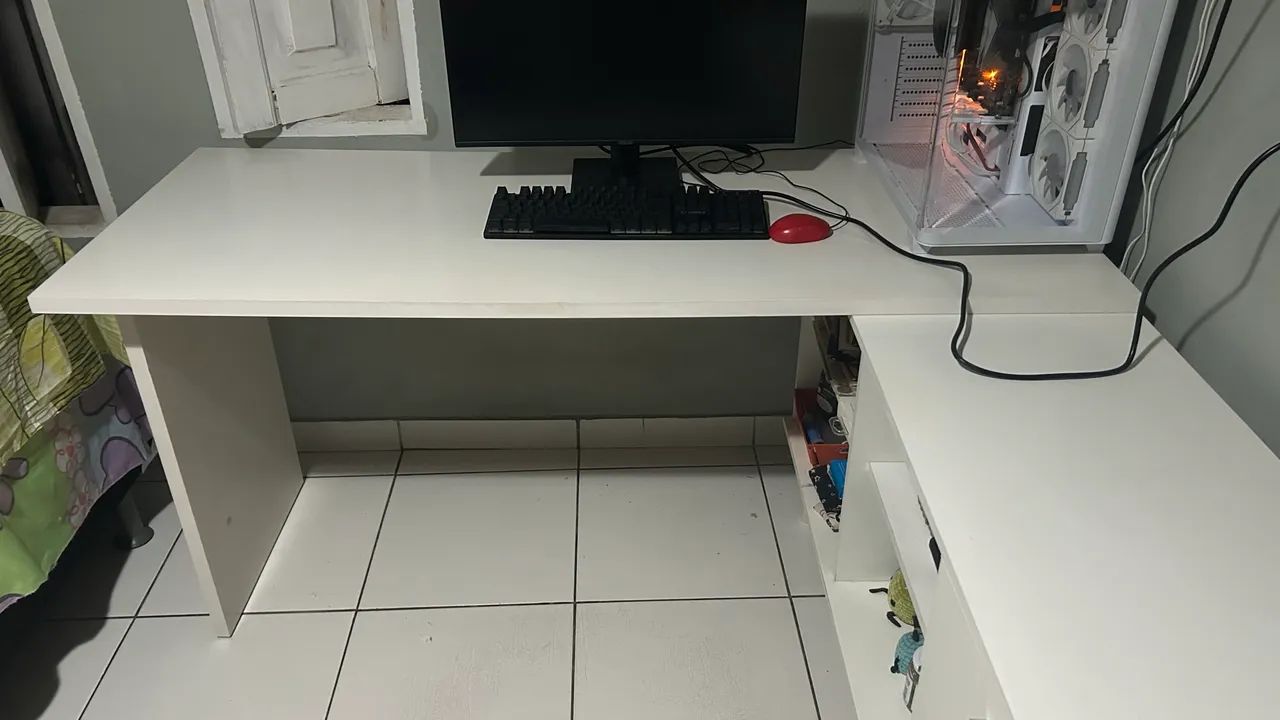 Mesa em L para escritório  - Foto 5