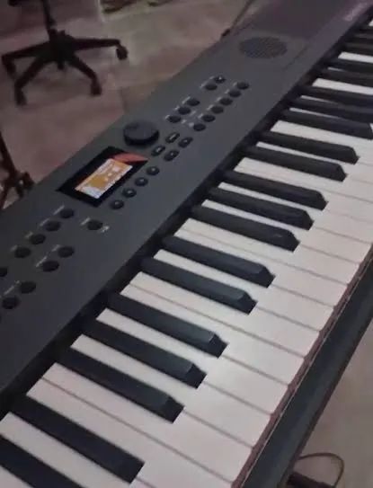 Teclado Roland go keys 