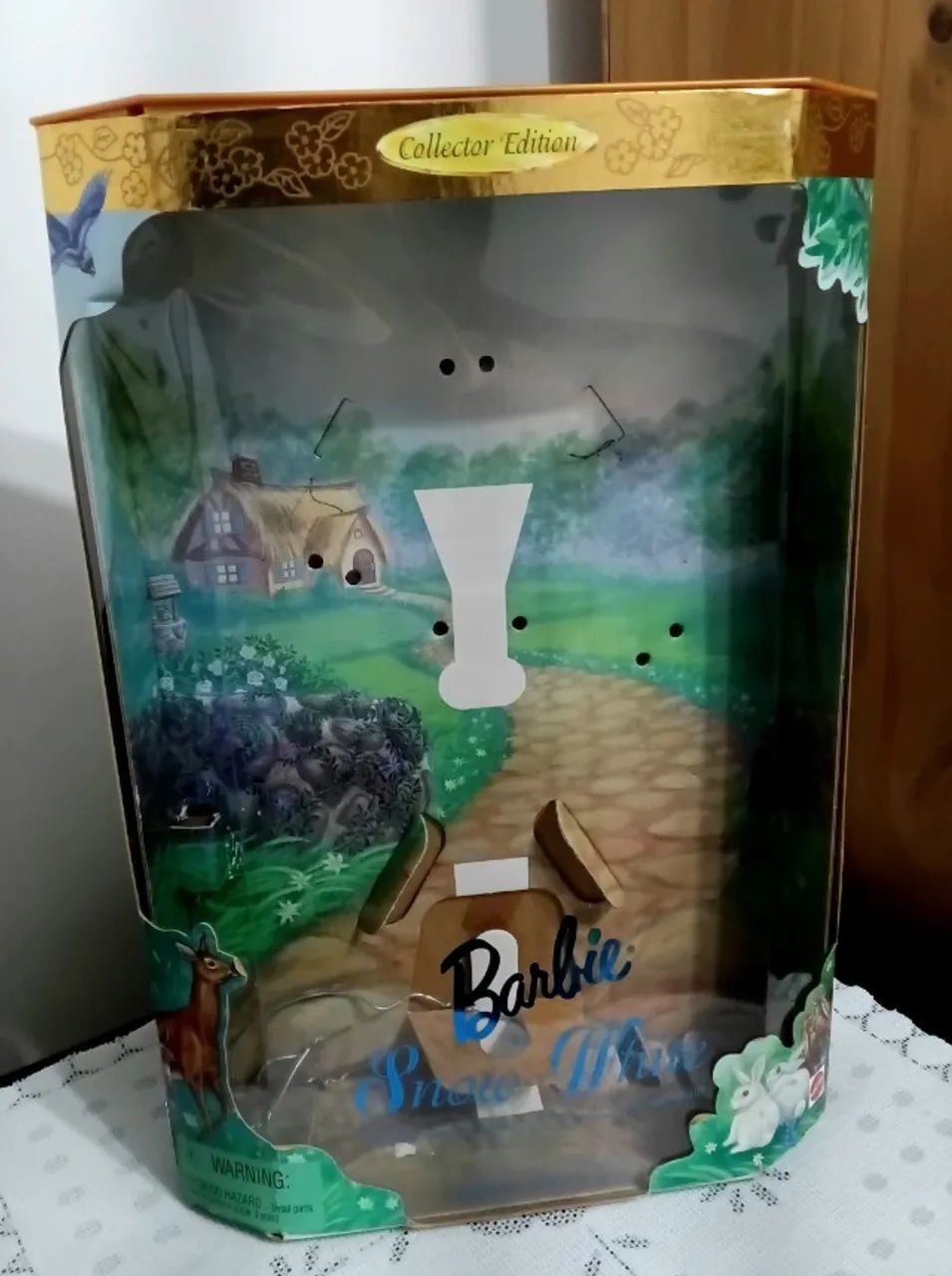 Caixa vazia da boneca Barbie Snow White Collector - Mattel 