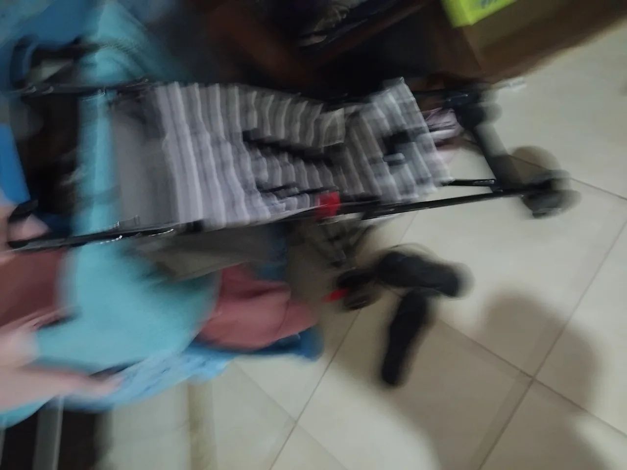 Vende-se carrinho de passeio - Foto 3