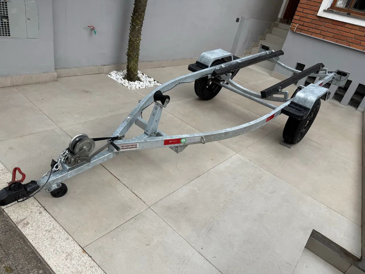Carreta Free Hobby galvanizada usada com documento 