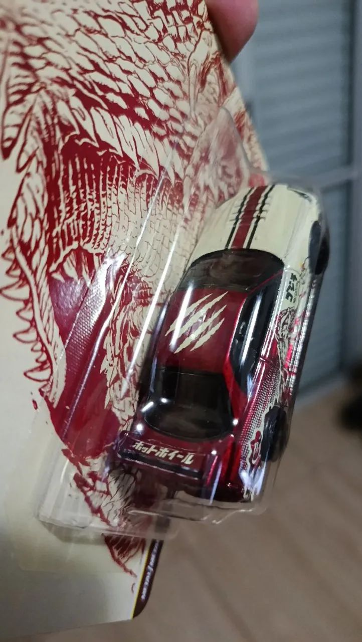 Hot Wheels Premium Nissan Skyline GT-R BNR34 Godzilla Pop Culture