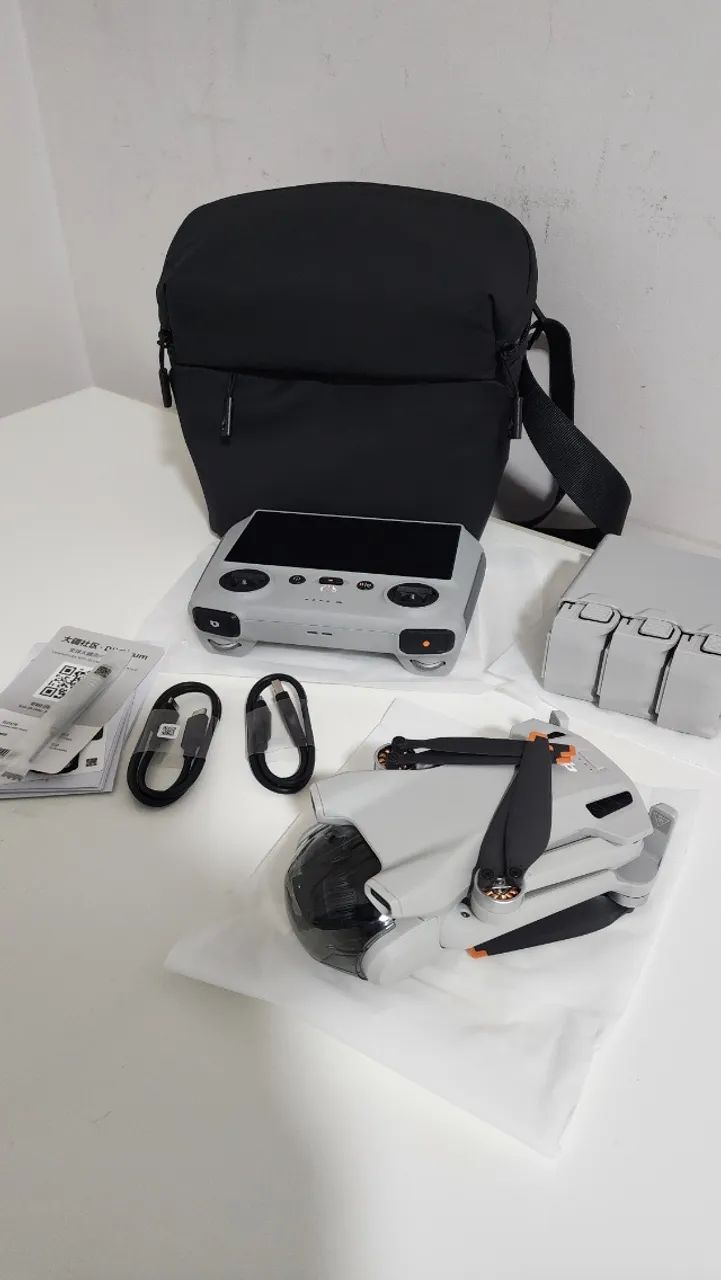 DJI Mini 3 Fly More Combo - com tela - 3 baterias - novo fora da caixa - Foto 4
