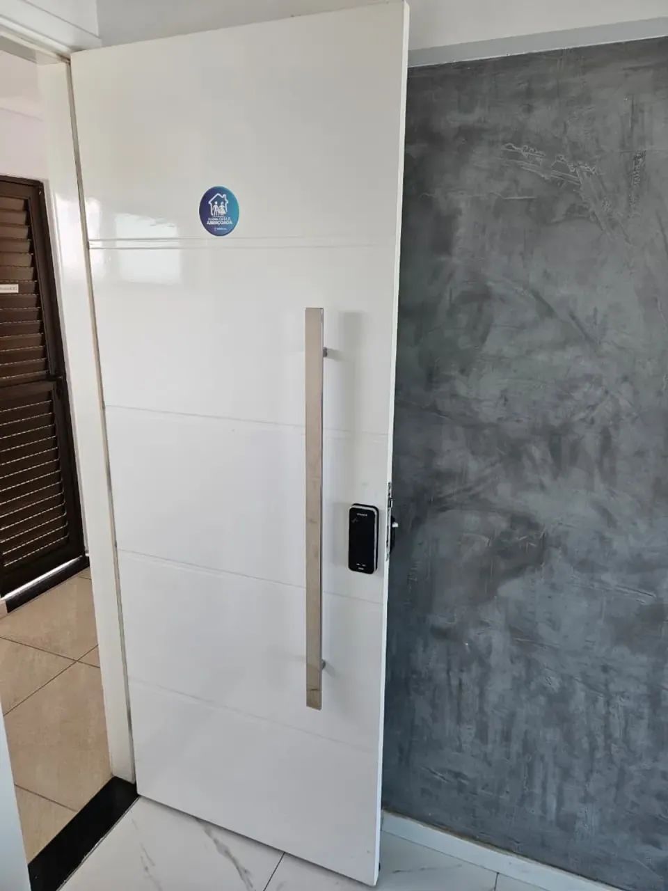 ALUGO 2 QUARTOS EM SETUBAL - Foto 2