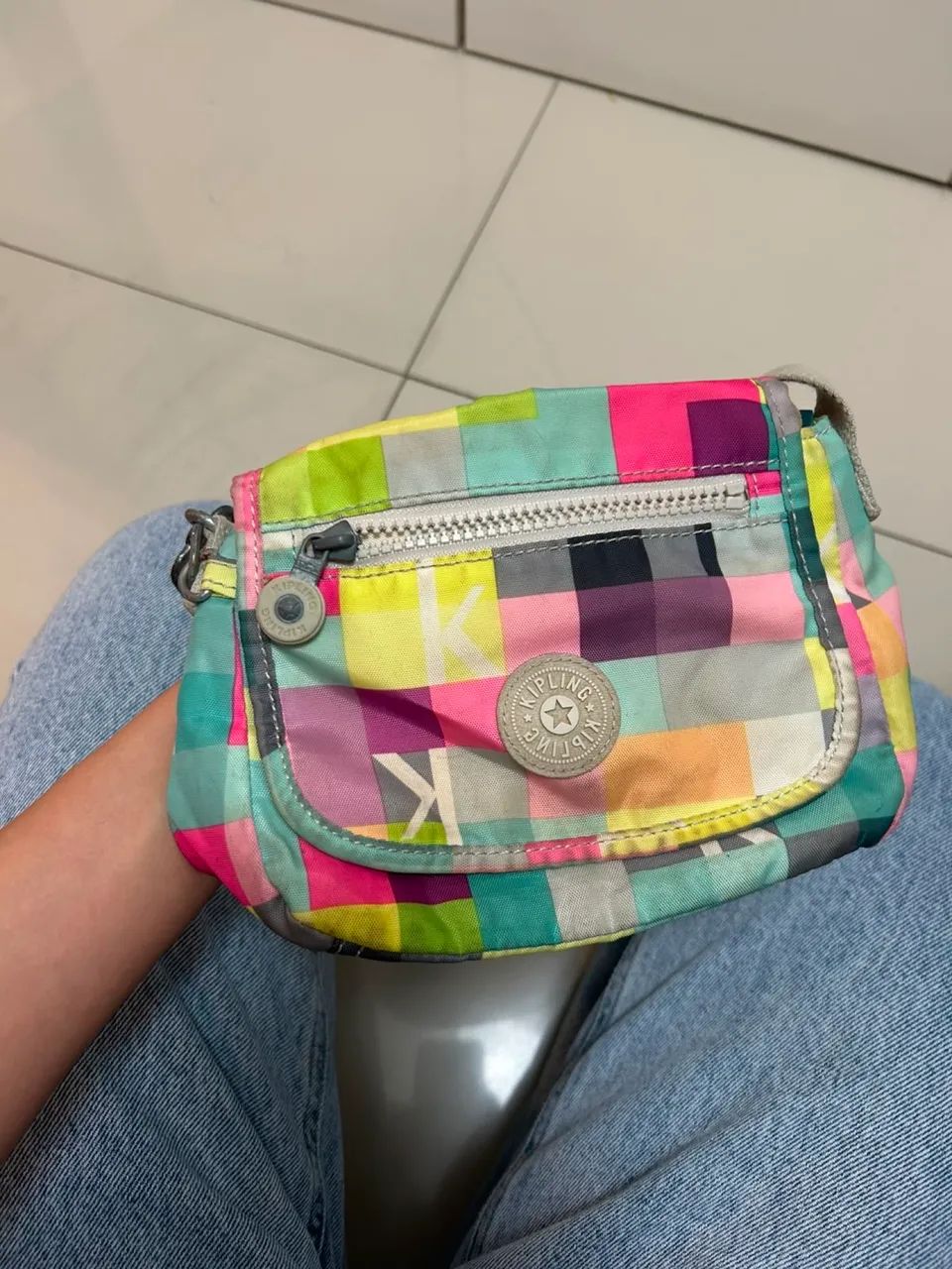 Bolsinha Kipling 