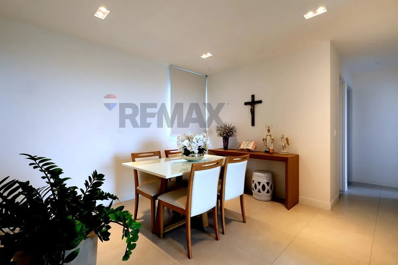Apartamento com 70m, com 3 quartos sendo 1 suíte. 2 vagas cobertas. Condomínio com lazer d - Foto 2