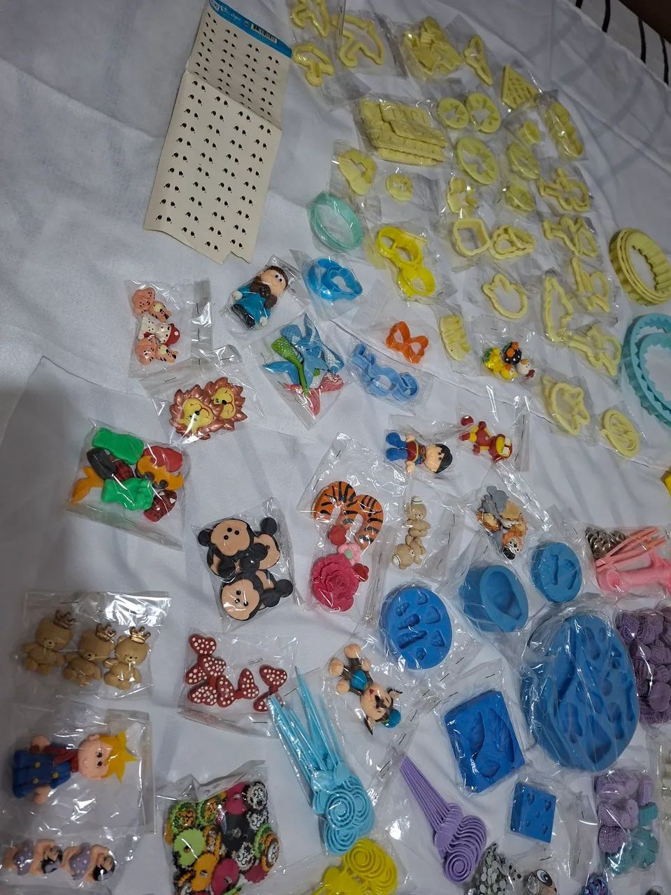 Vendo pecas de artesanato em biscuit  - Foto 2