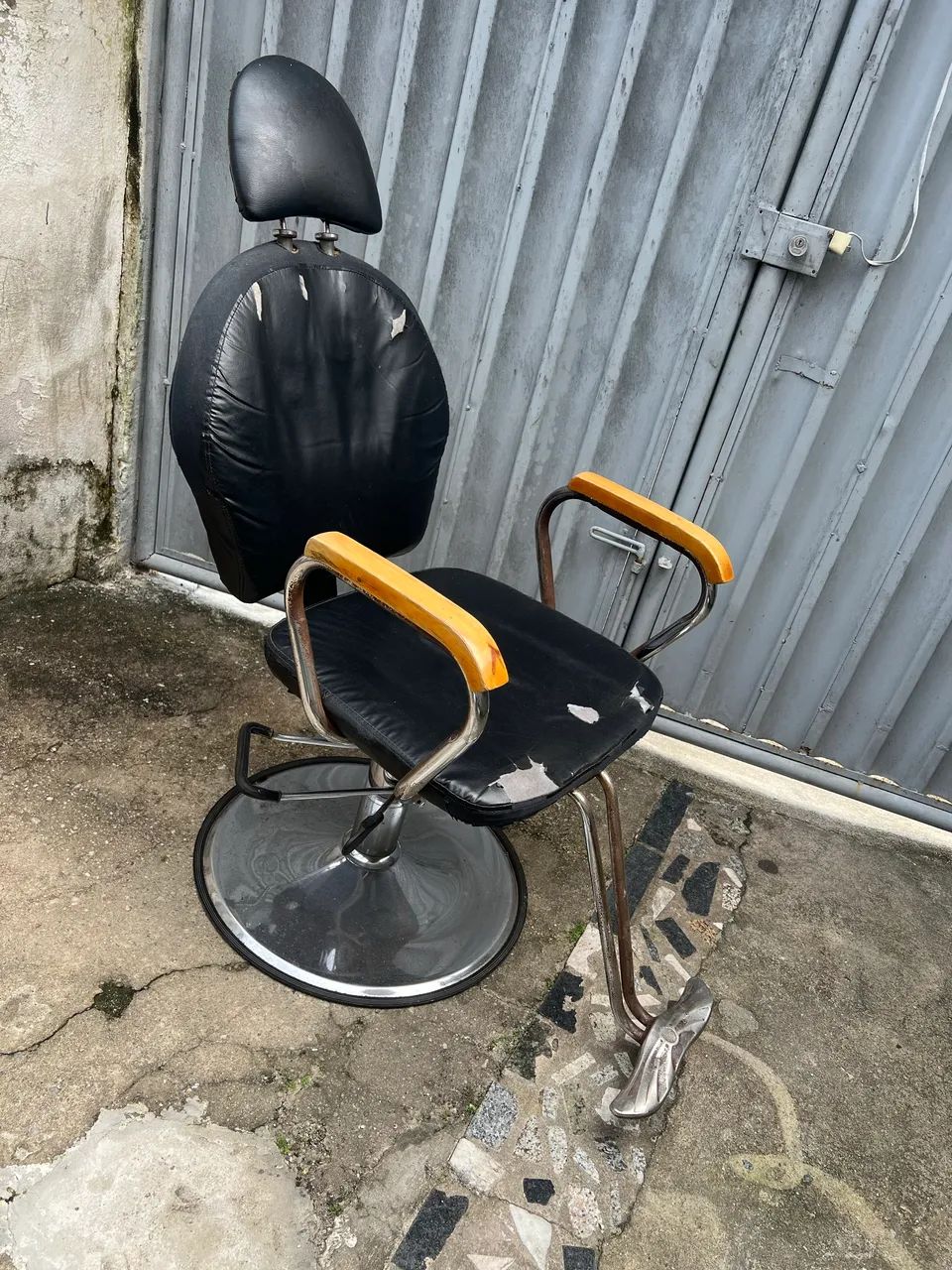 Cadeira inclinável para barbearia ou salão!