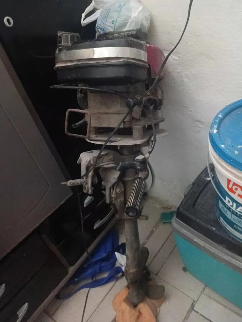 Vendo ou troco moto de popa gasolina 
