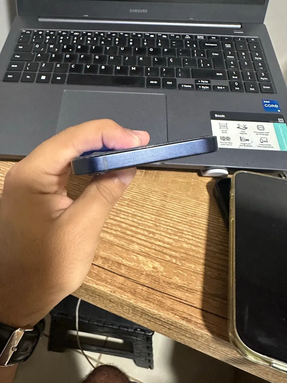 Iphone 12 preto 64 gb - Foto 2