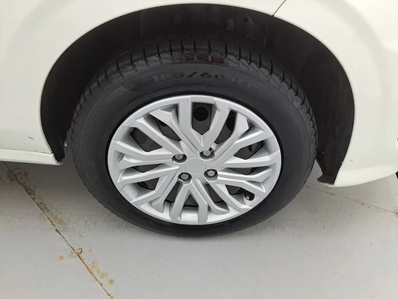Fiat Cronos Drive 1.0 6V, foto 13 de 18