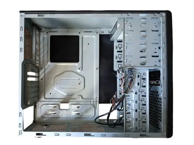 Gabinete 4 Baias Gamer Cooler Master com DVD sata - Detalhes nas fotos! - Foto 3