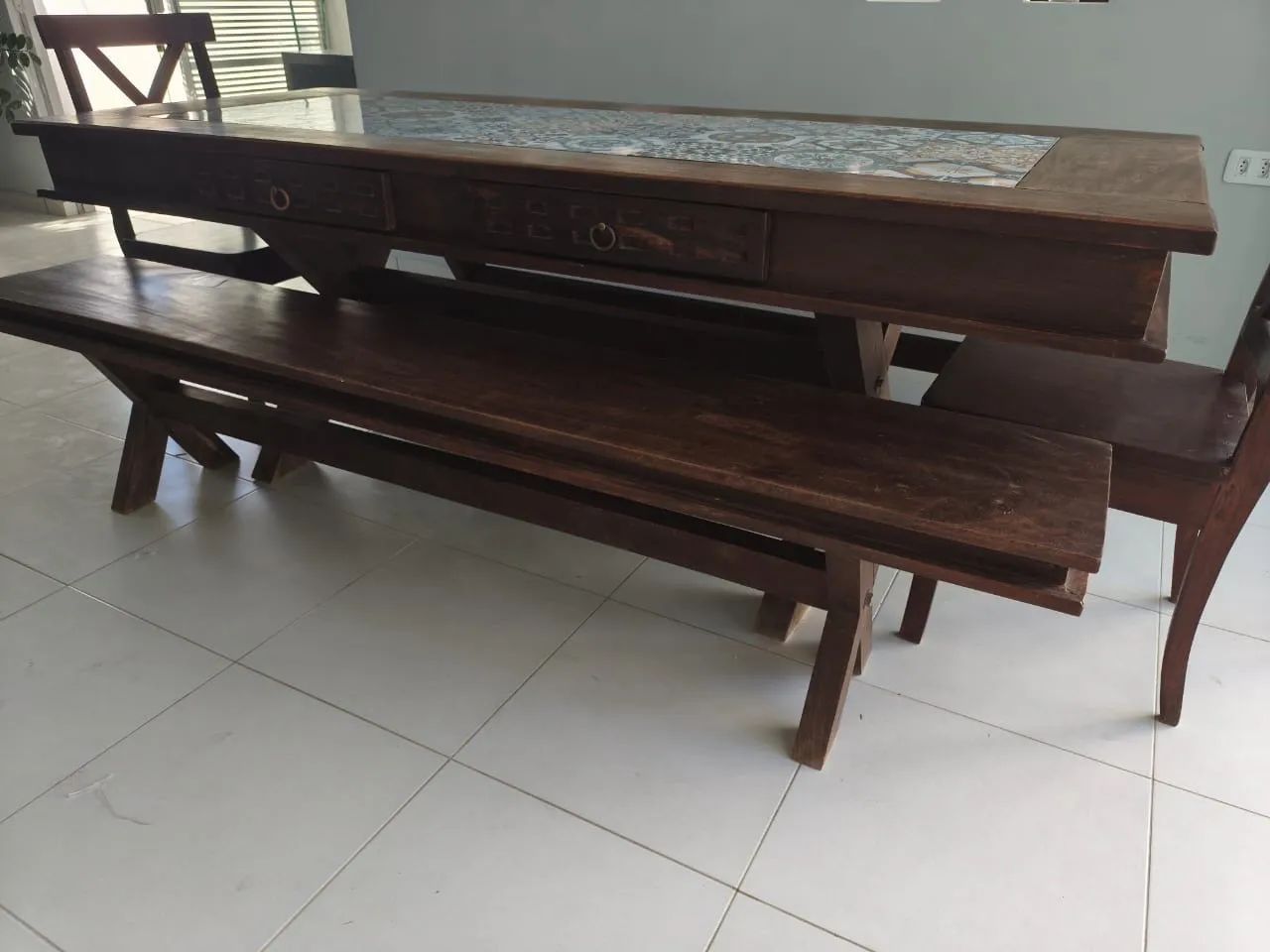 Mesa de madeira grande 