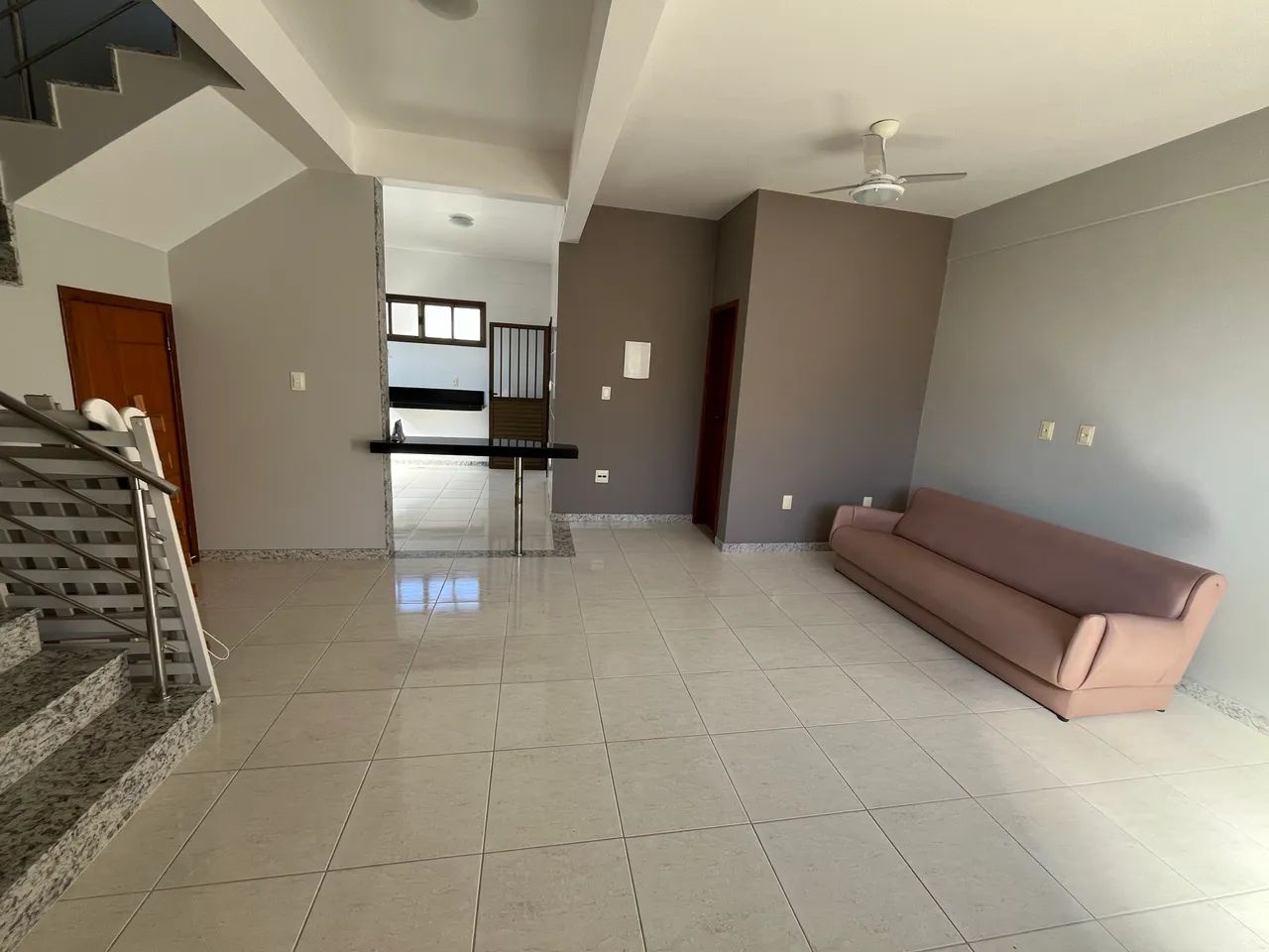 Alugo casa duplex 3Q João Neiva - Foto 5