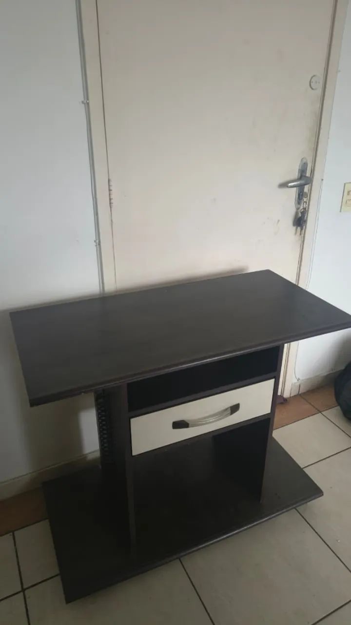 Rack sala praticamente novo