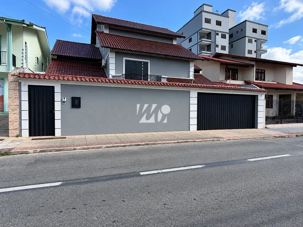 Casa Residencial/Comercial com 4 Quartos e Suíte  430 m² - imv - Foto 2