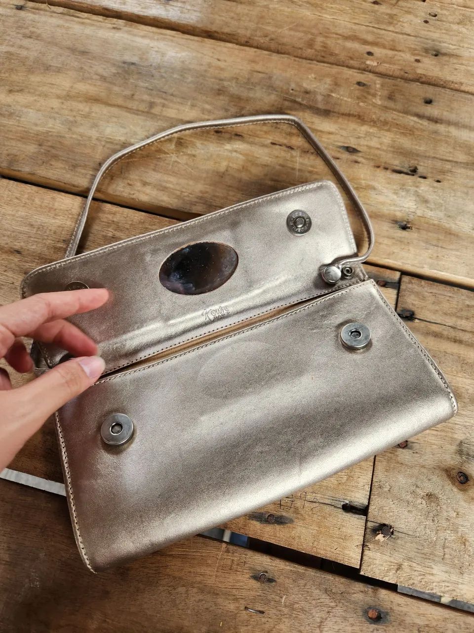 Bolsa baguete dourada  - Foto 2