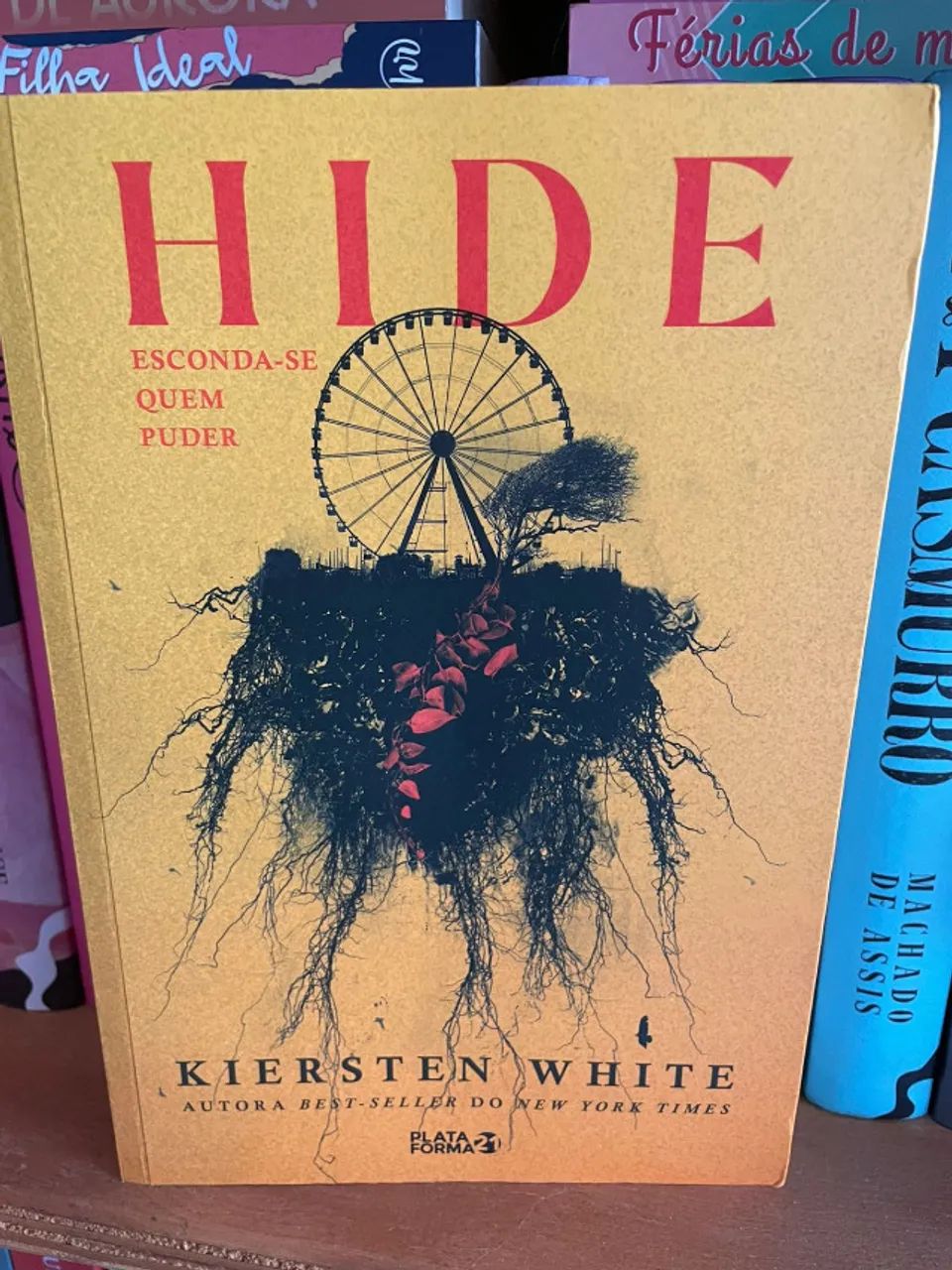 Livro Hide
