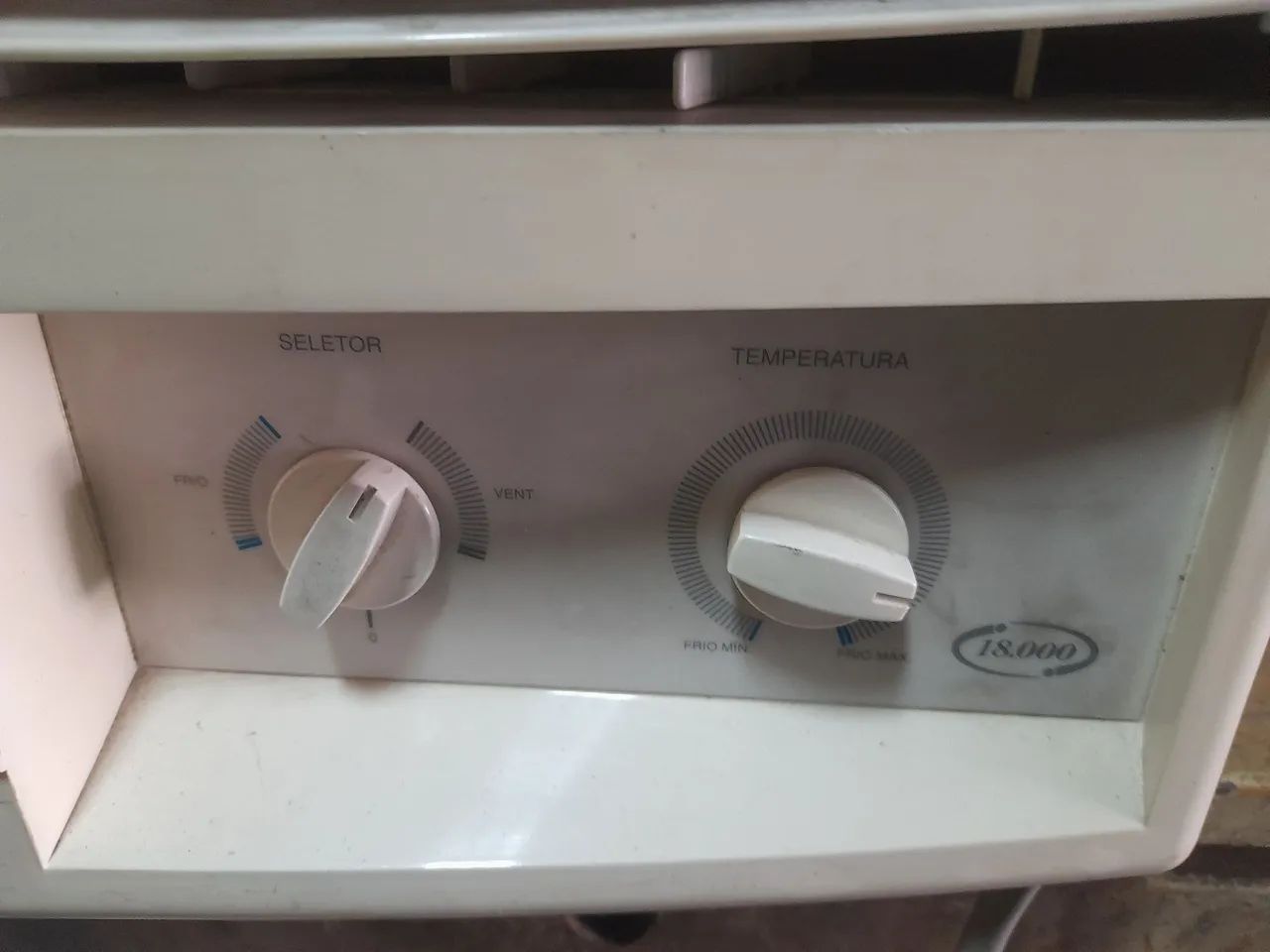 ÁR CONDICIONADO ELGIM DE JANELA  - Foto 5