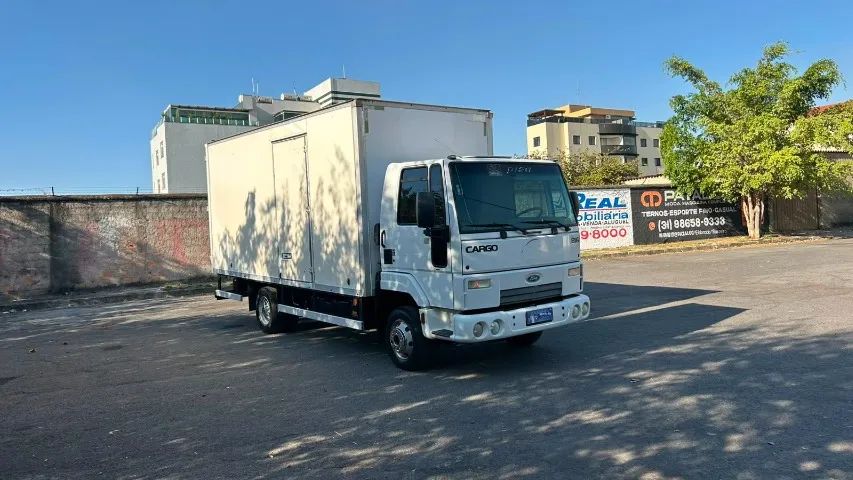 Ford Cargo 816 2013 - Bau - Foto 5