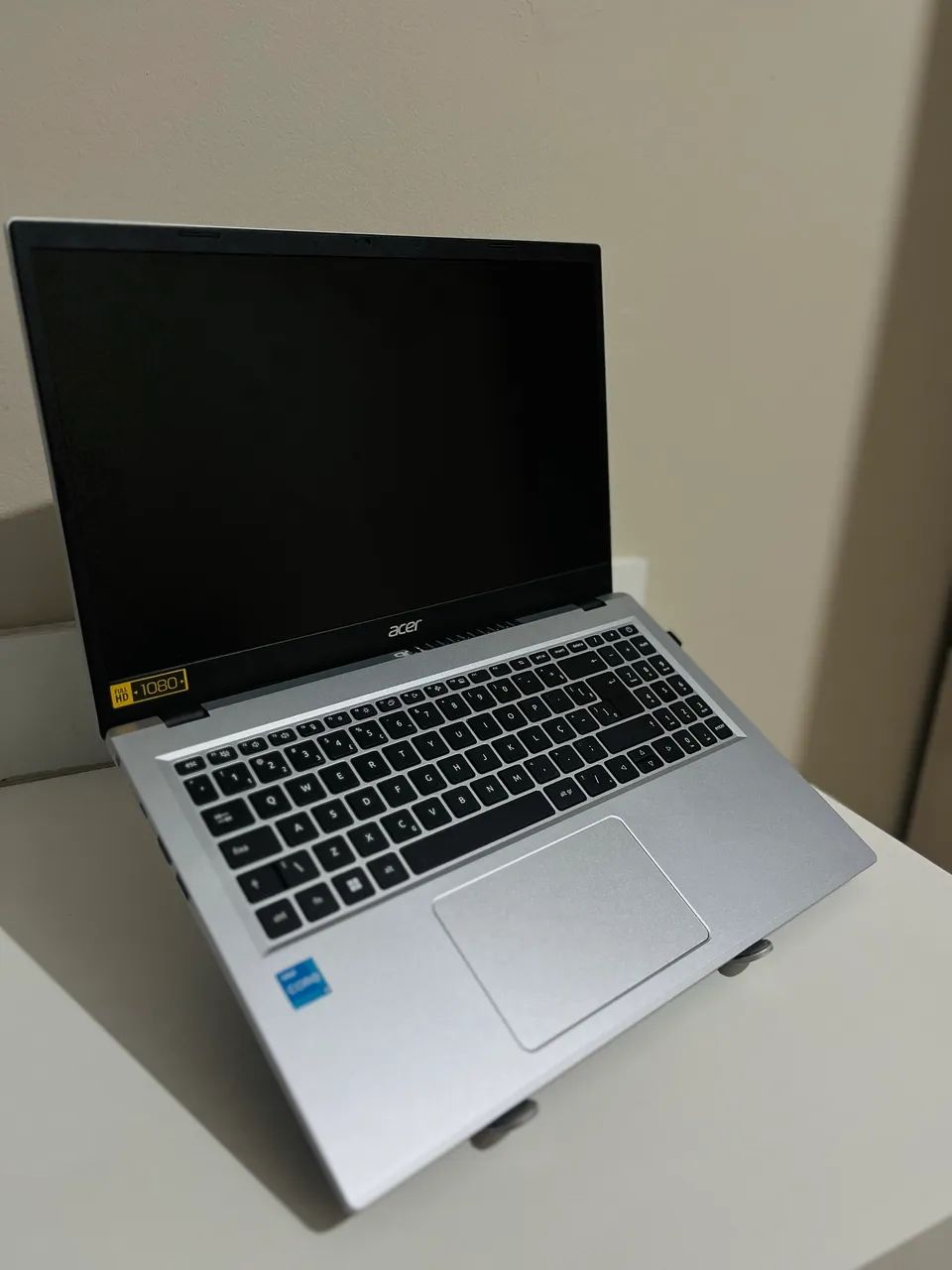 Notebook Acer Aspire 3 i3 8GB SSD 256GB - Estado de Novo