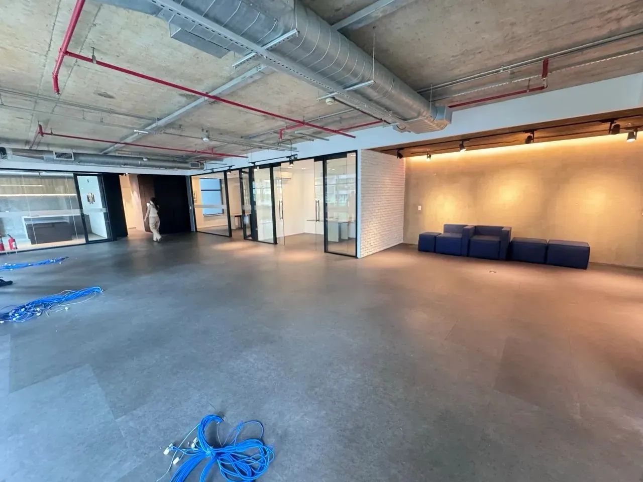 Escritório para alugar no Itaim ed. FL Office 4300 com layout 268 m² 5 vagas