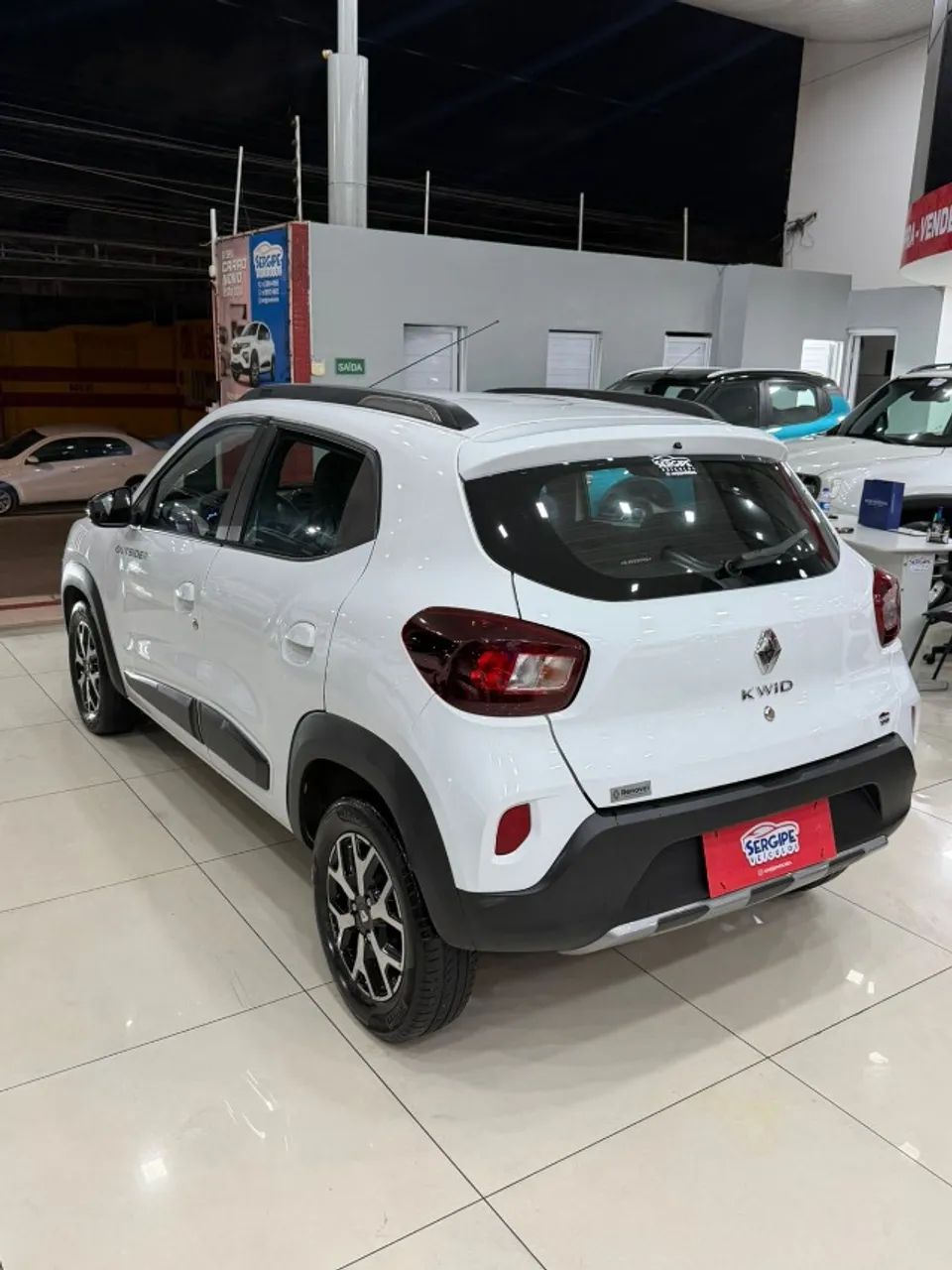 Renault Kwid Outsider 1.0 Flex 12V 5P Mec. 2024 - Foto 3