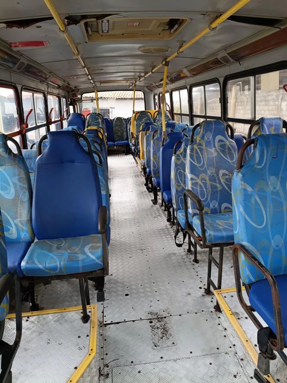 Ônibus micrão Mercedes Benz 14 18 ano 2010 ? - Foto 3