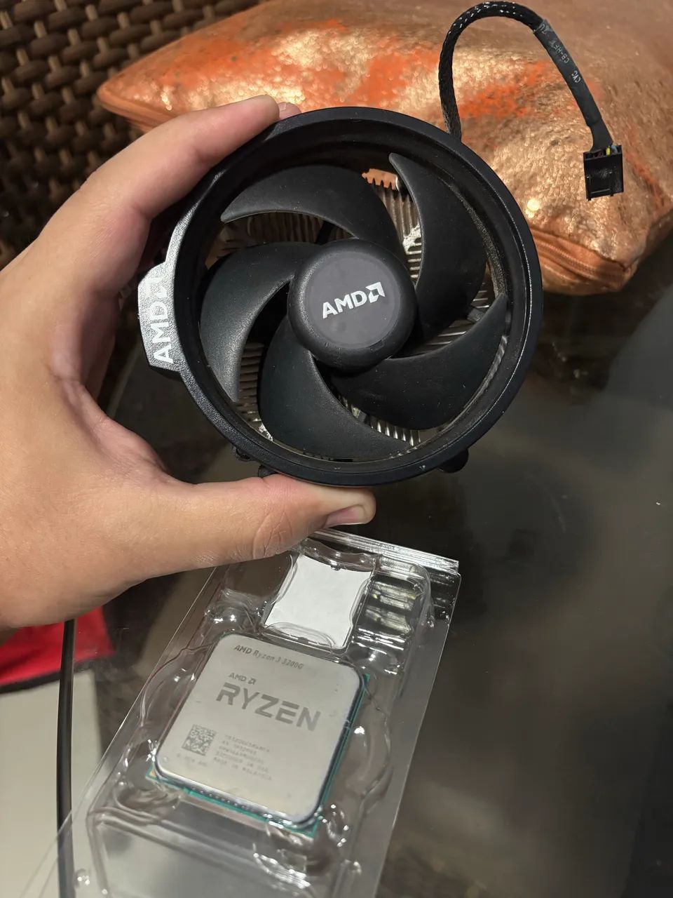 Processador AMD Ryzen 3 3200g (placa de vídeo integrada)  - Foto 2