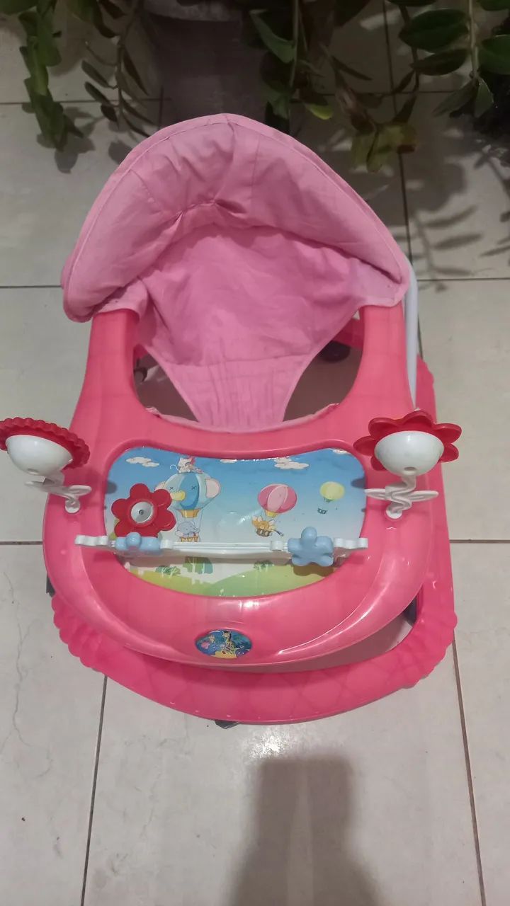 ANDAJAR QUE TOCA E COM BRIQUEDINHOS 