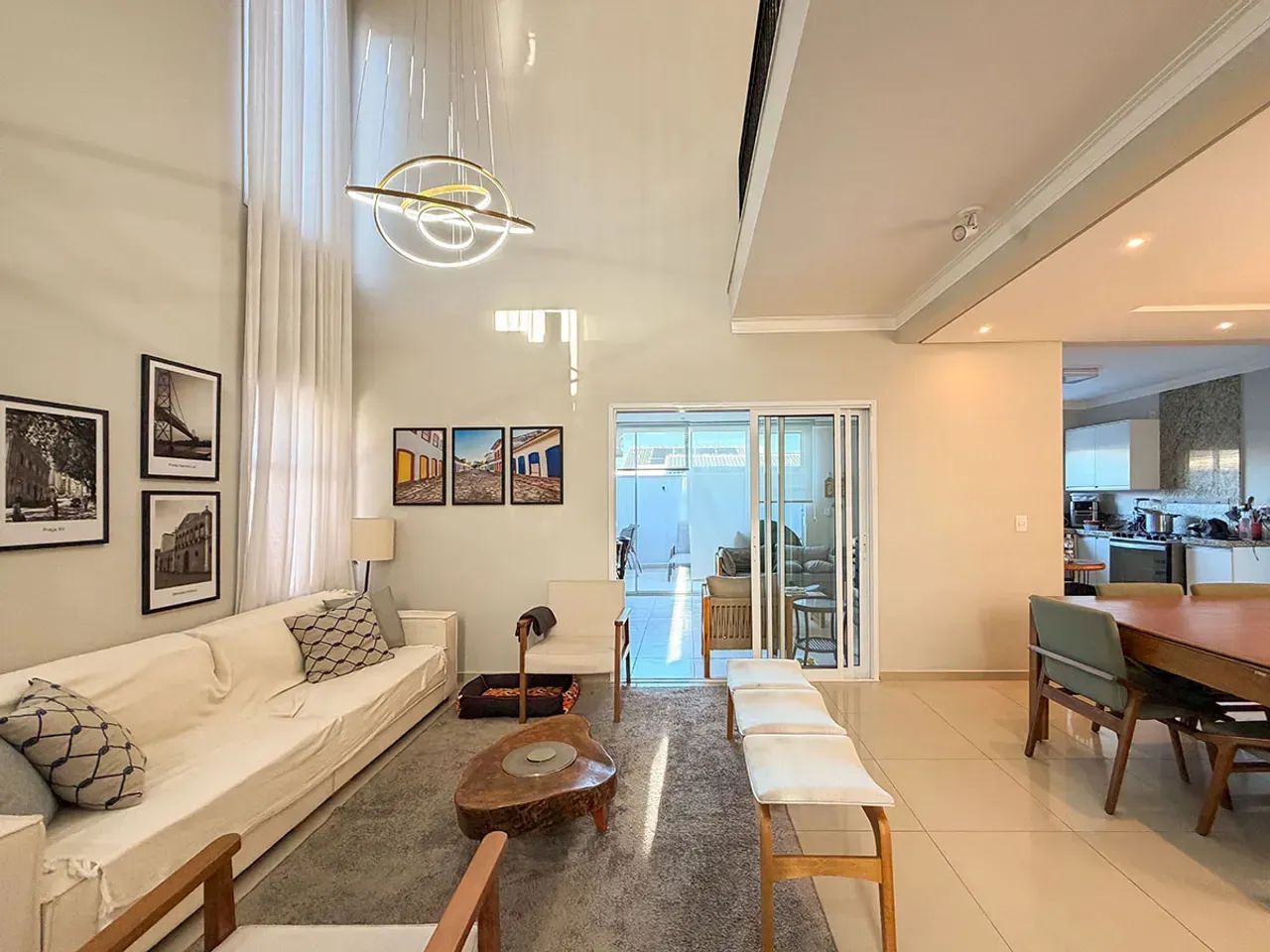 Imóvel para venda tem 229 metros quadrados com 3 quartos - Foto 4