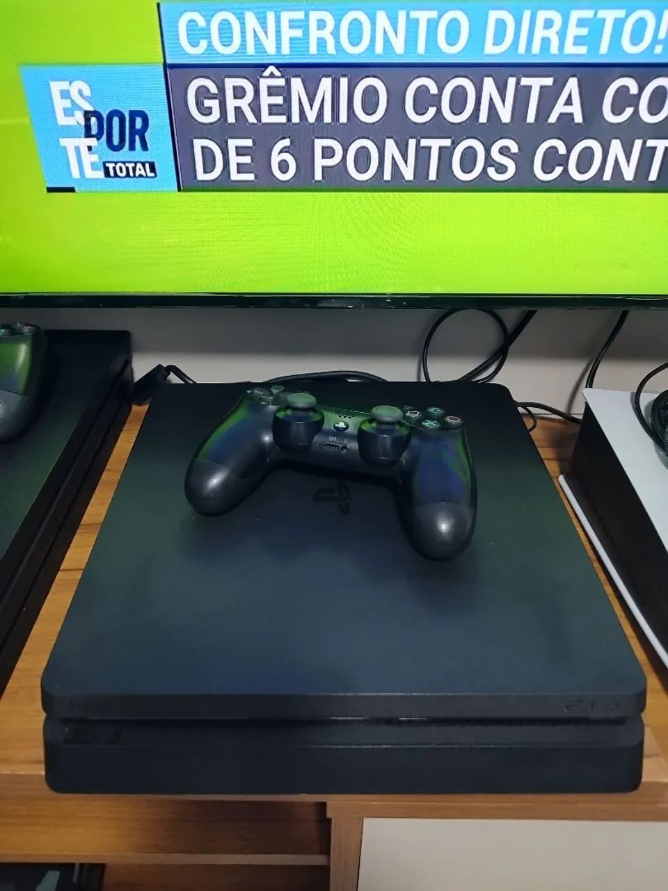 PlayStation 4 de 1 tera - Foto 2