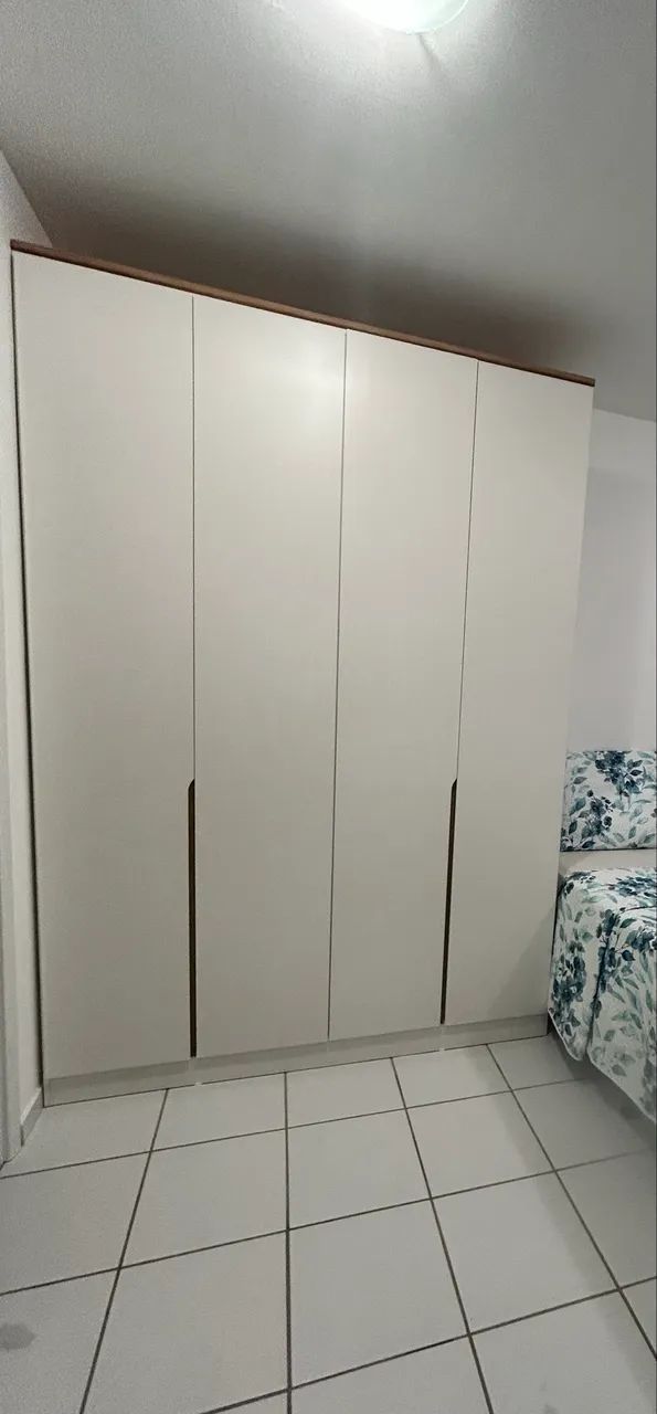 Guarda Roupa 4 portas 