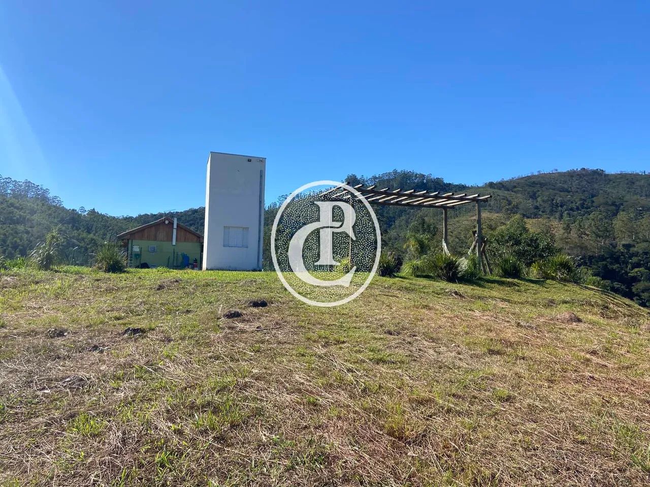 Sítio-chácara com vista deslumbrante!!! - Foto 3