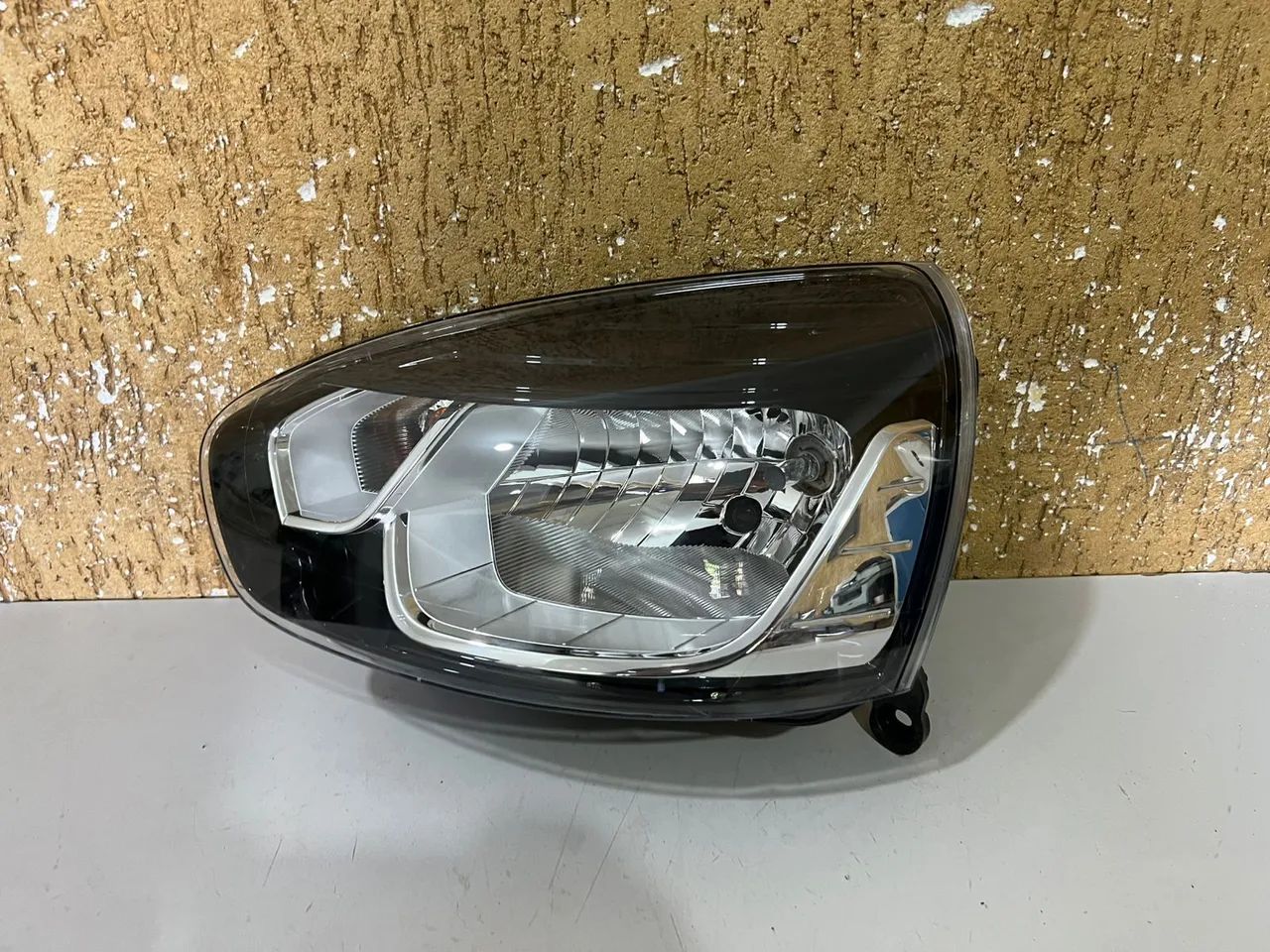 Farol esquerdo Clio 2013/2014/2015/2016/2017
