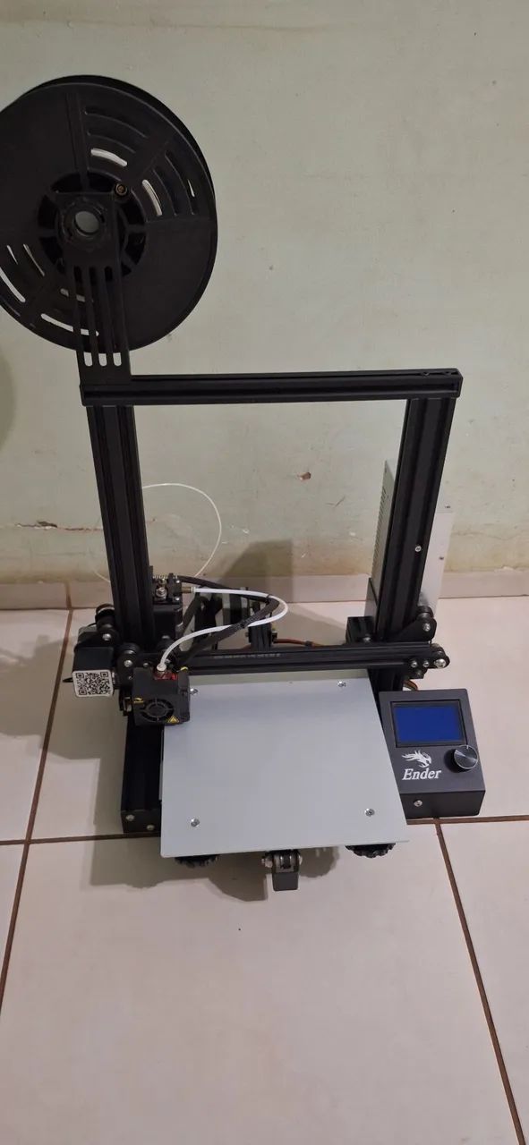 Impressora 3d ender 3. Pouco uso - Foto 3