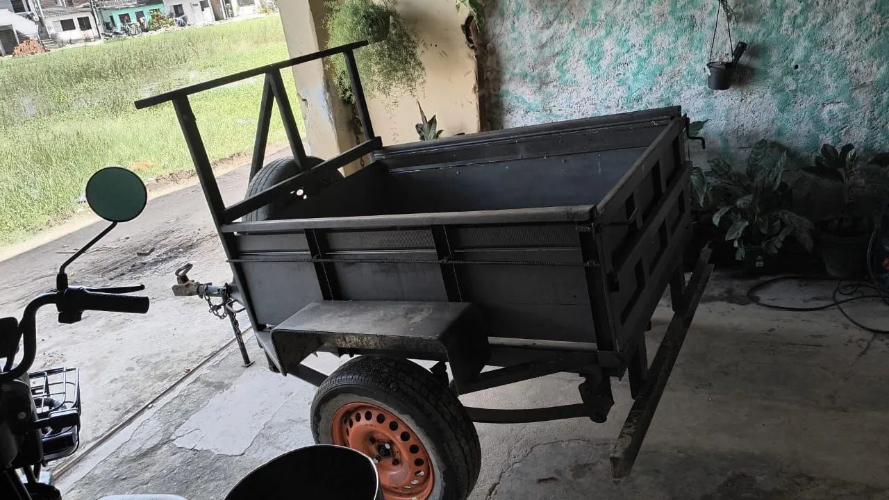 Vendo carroça completa troca em moto também dependendo da moto 