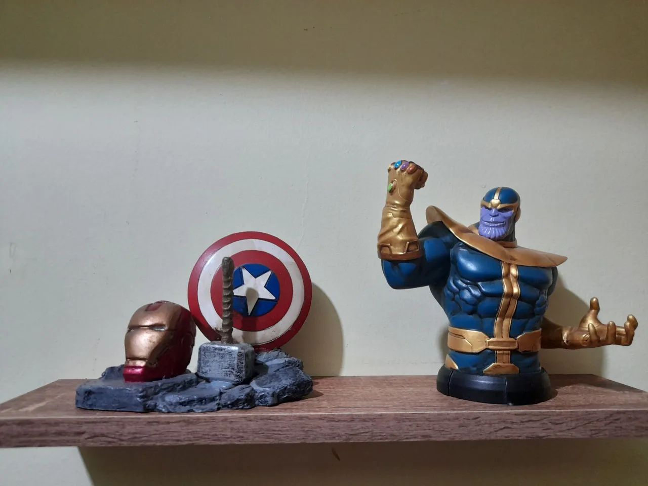 Busto e Estátua Vingadores 