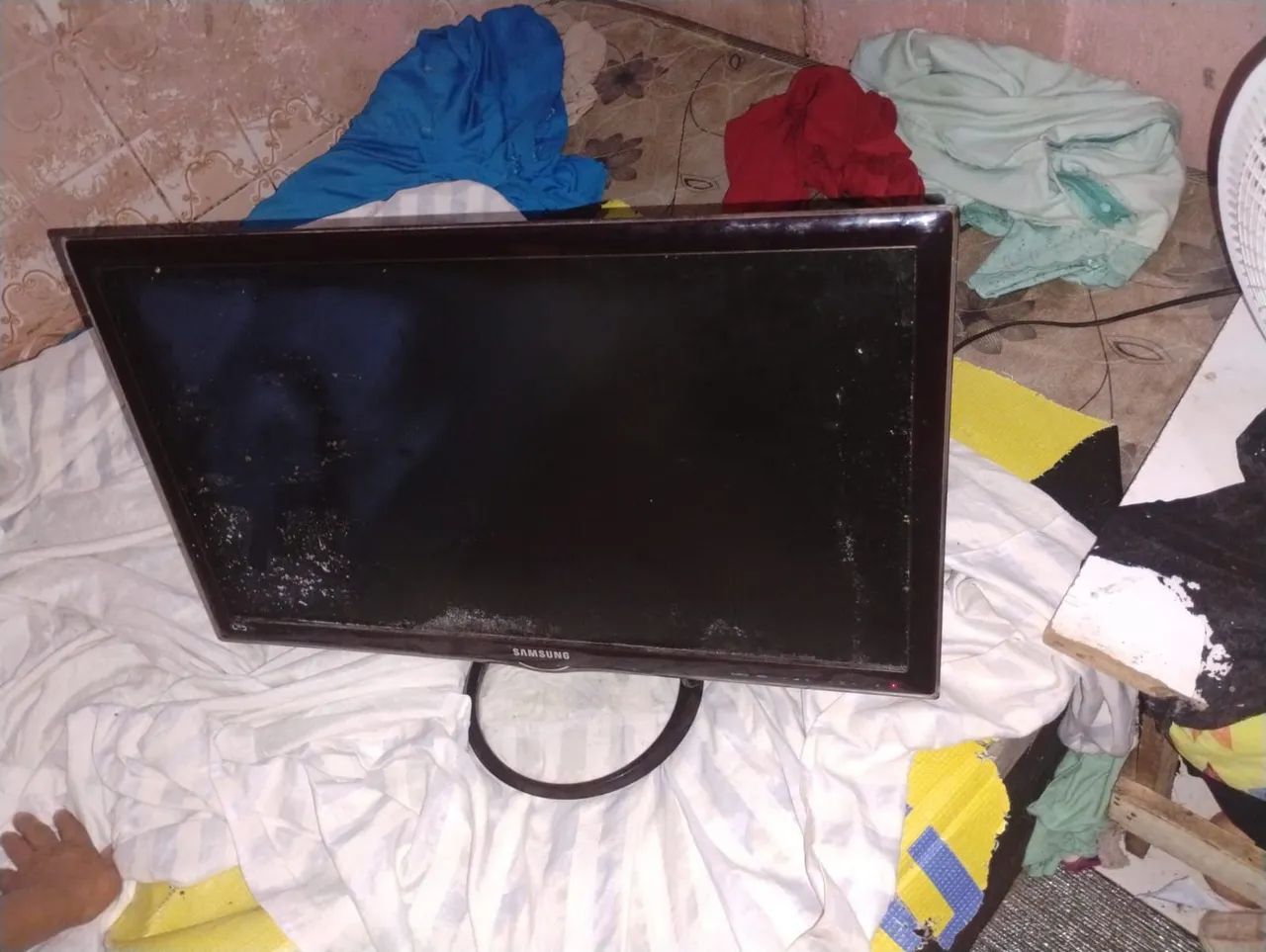 Televisão Samsung preta  - Foto 3