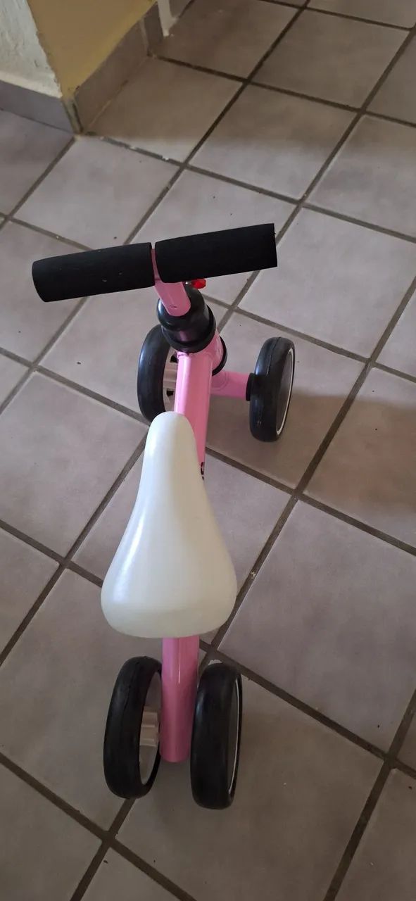 Bicicleta de Equilibrio Atentu Rosa - Foto 2