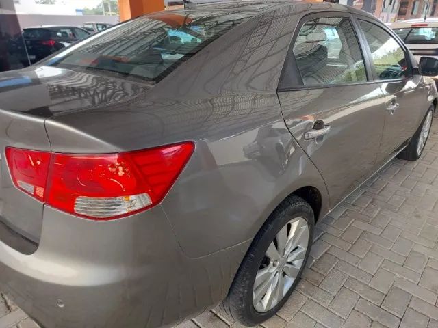 Cerato Extra Promoção. 1.6 16V Aut. 2010/11. Muito novo. Raridade. Sem detalhes. - Foto 11