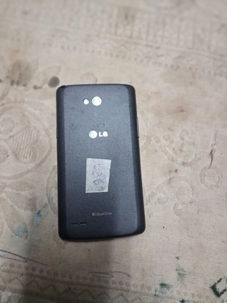 celular lg.nao sei o defeito nem o modelo 