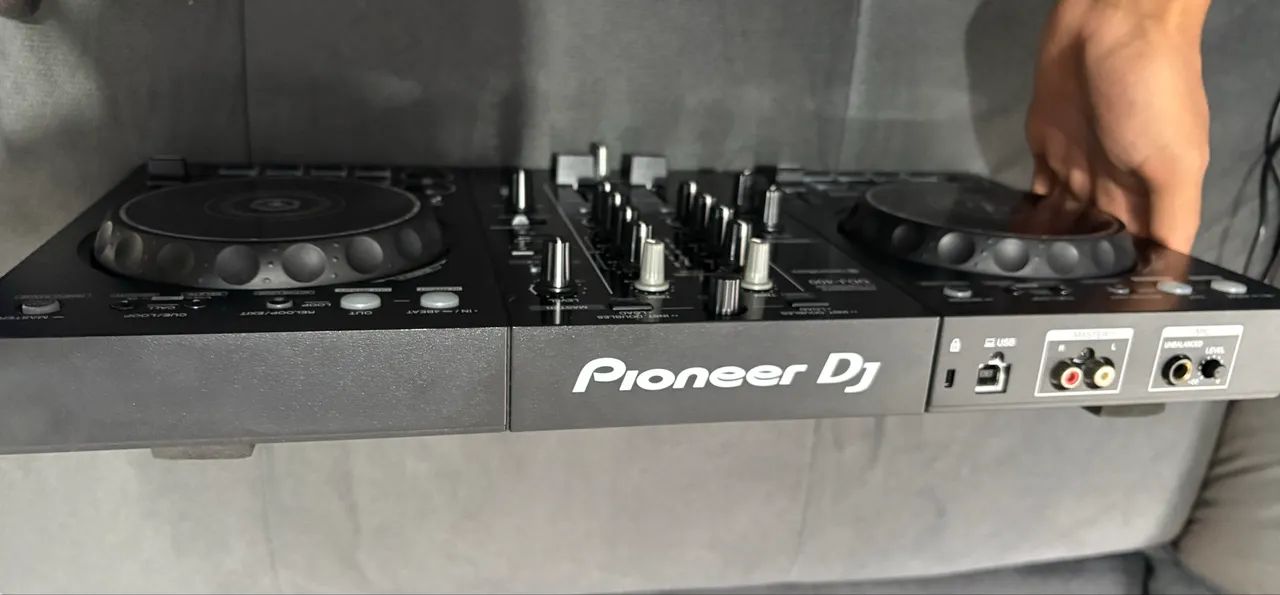 CONTROLADORA DDJ 400 PIONEER  - Foto 4