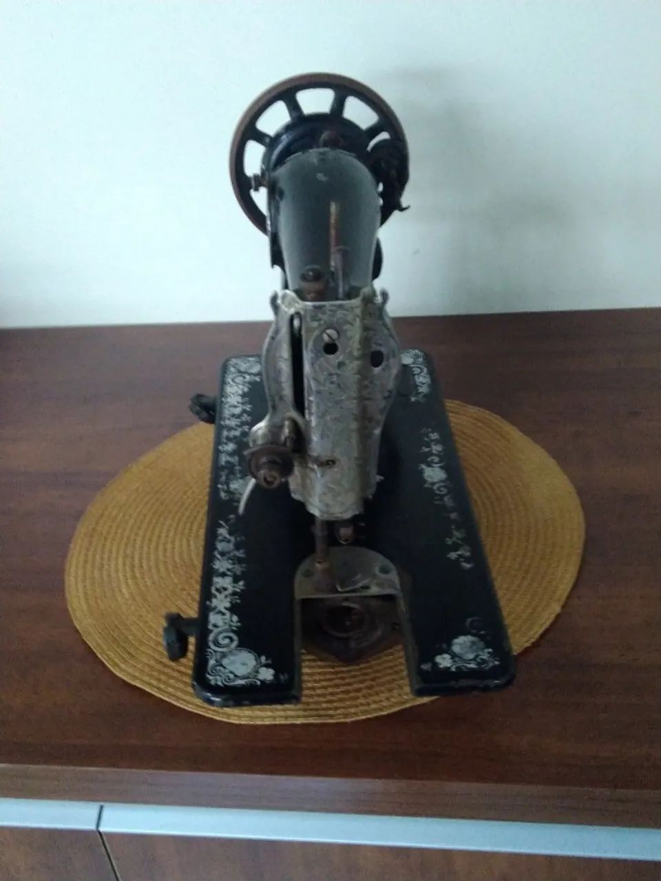 máquina de costura Singer antiga, fabricada entre 1924 e 1936 Canadá - Foto 6