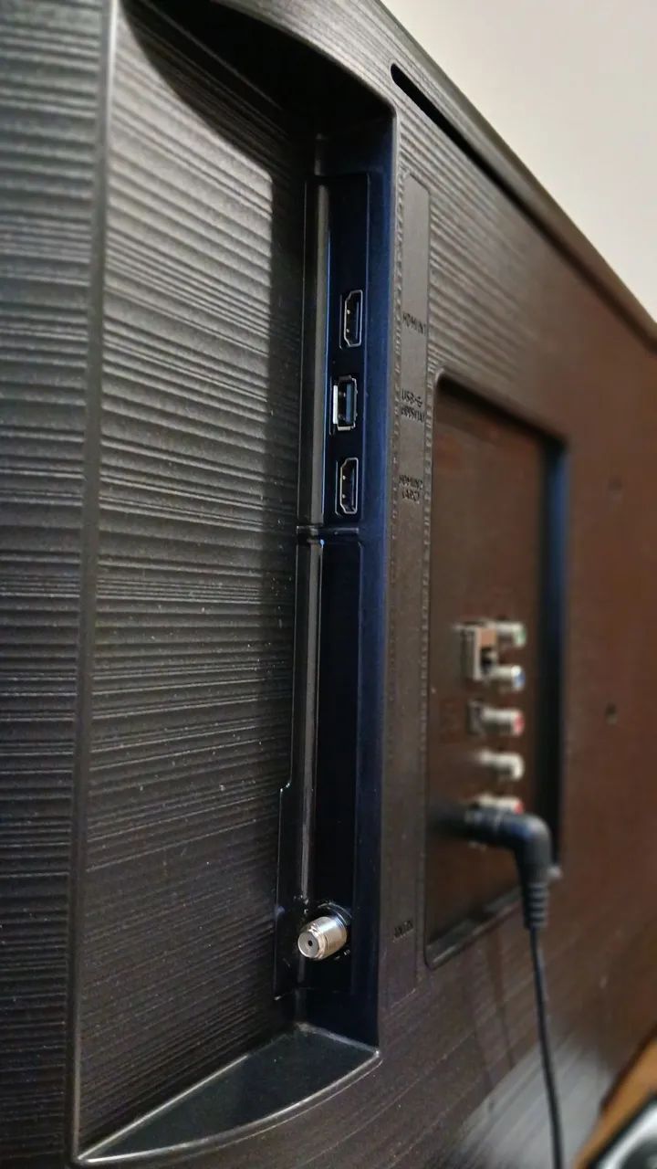 Smart Tv Samsung 32' HDR Wi-Fi Bluetooth Novíssima - Foto 4