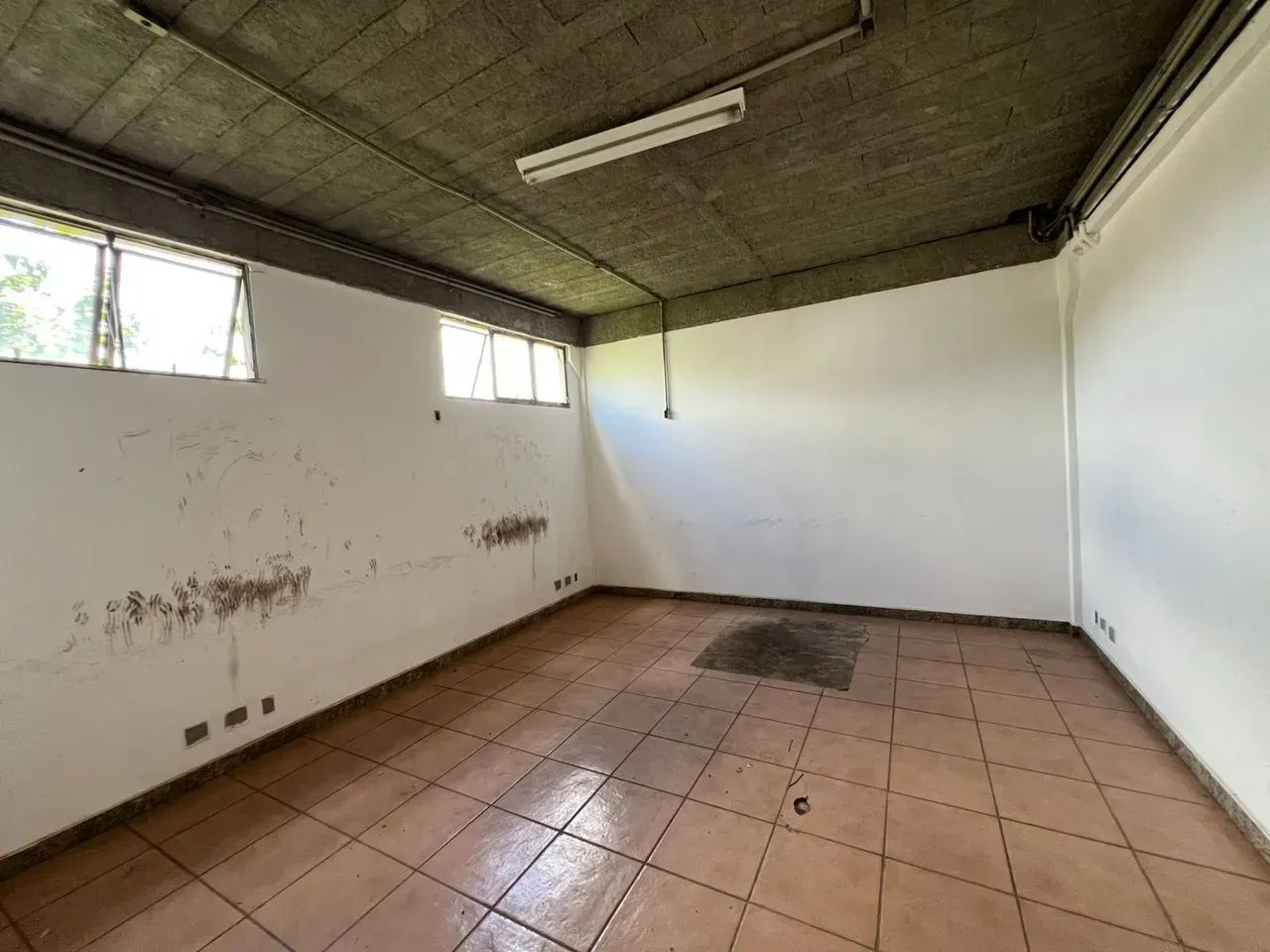 Imóvel para aluguel possui 1000 metros quadrados com 10 quartos - Foto 4